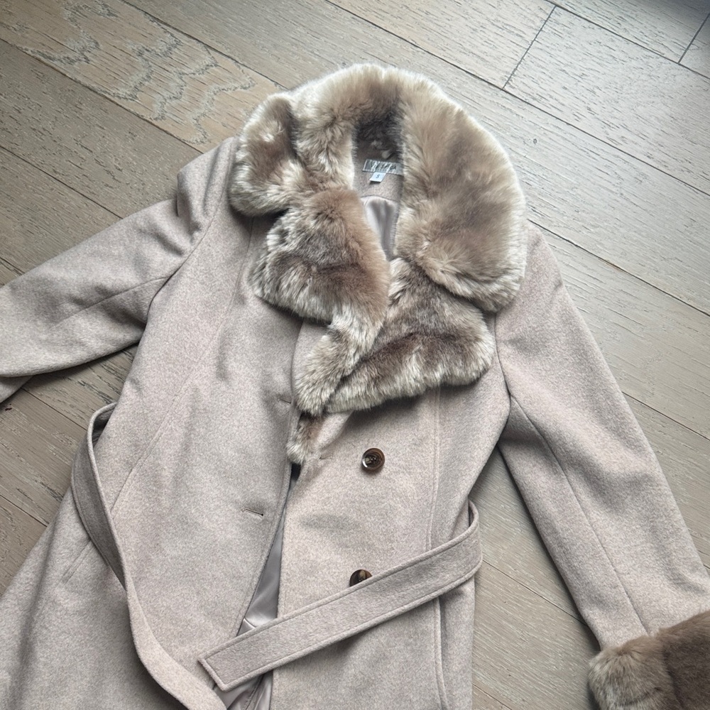 Faux Fur Collar Coat in Cream